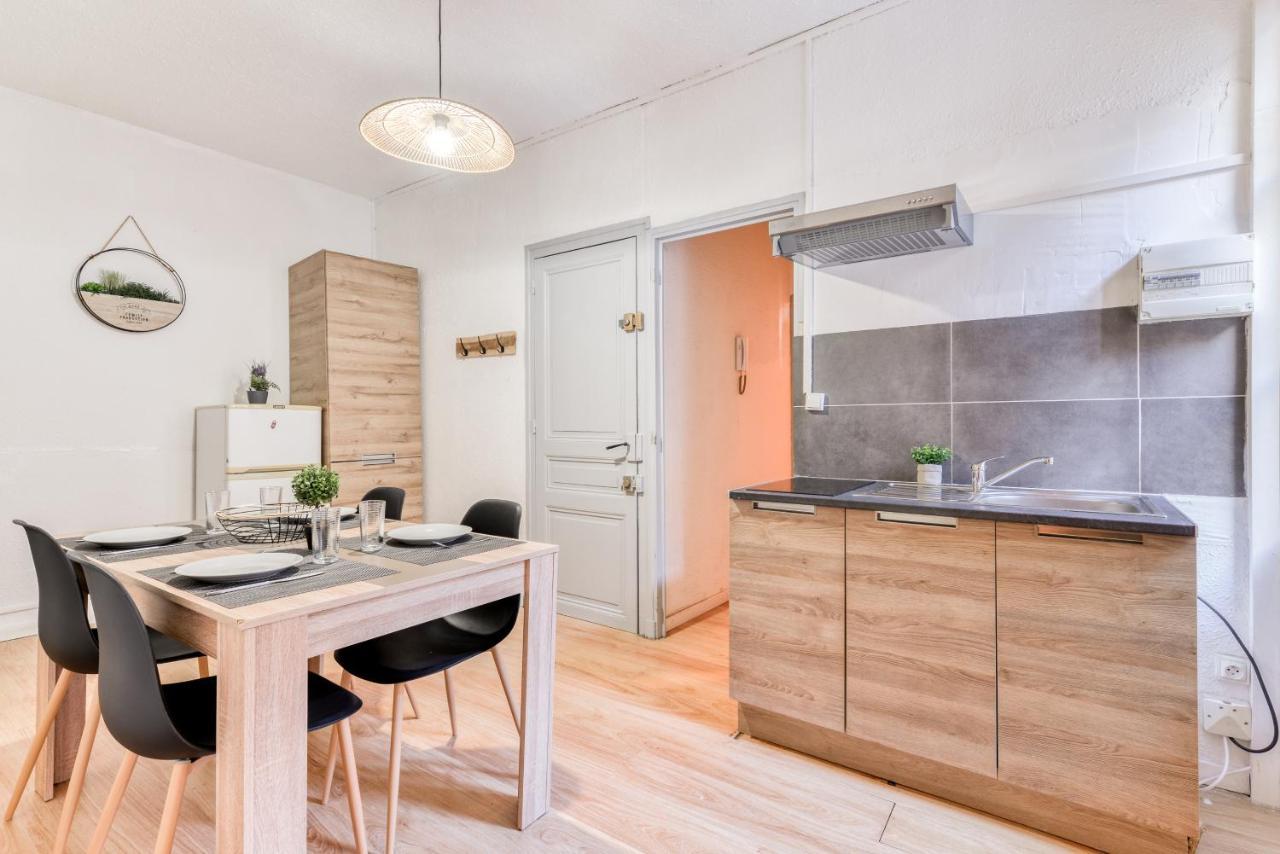 Apartmán Le Central - Wifi - Tout A Pied Carcassonne Exteriér fotografie